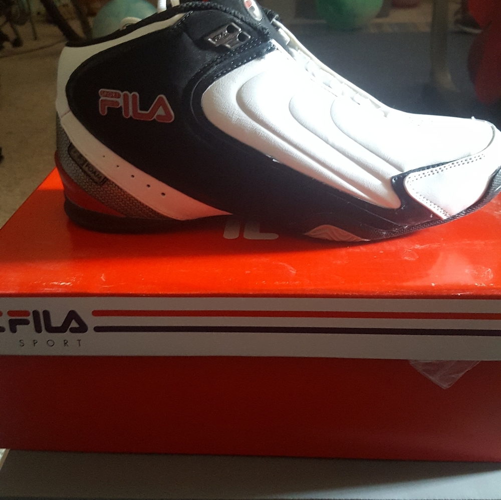 Men sneakers